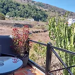 Rustikale Mit Balkon Und Meerblick Appartement