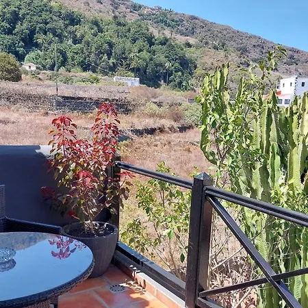 Rustikale Mit Balkon Und Meerblick 아파트