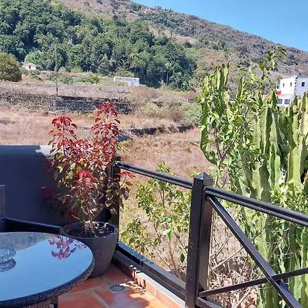 Rustikale Mit Balkon Und Meerblick Apartment