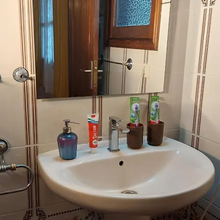 Apartamento Rustikale Mit Balkon Und Meerblick